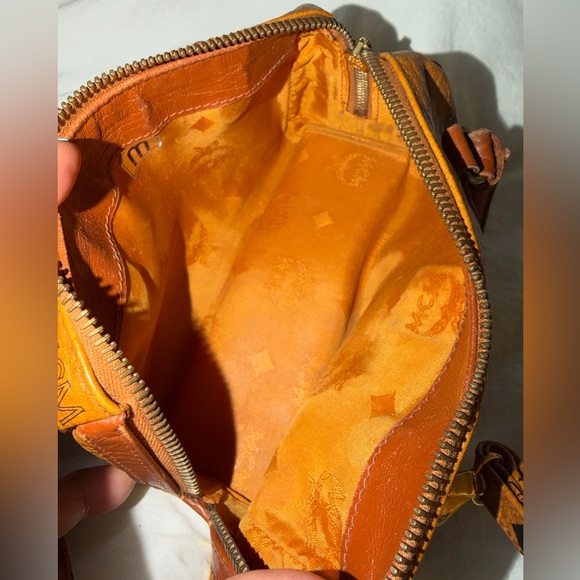 👑✅PRICE FIRM✅ AUTHENTIC MCM Visetos Mini Hand Bags Duo Set - Picture 13 of 17